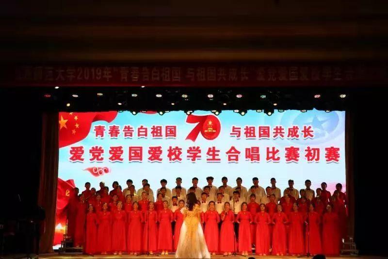 西安这边有什么好特产，在哪买合适，我想带一点回去送给亲友？谢谢游戏画面